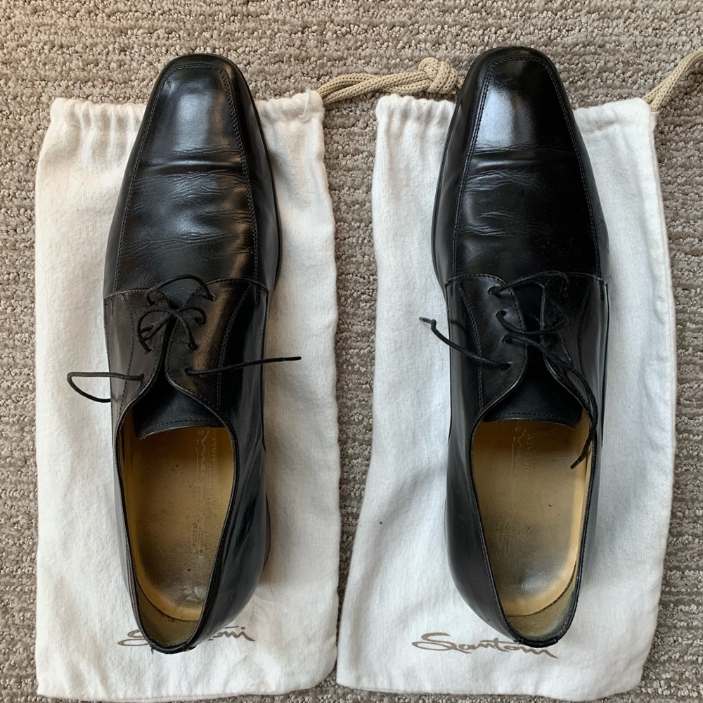 Santoni Black Leather Oxford Shoes